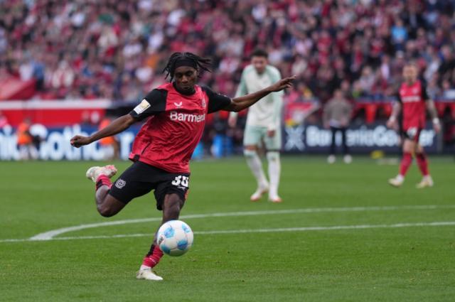 1748680872481086717.jpg 11.jpg